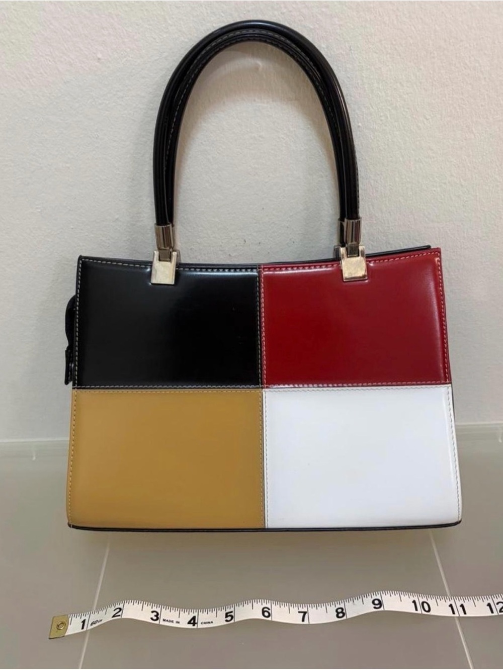 Unbranded Colorblock Vinyl Handbag w/Black, Red, Tan, White Panels
